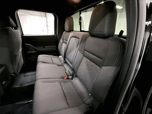 New 2026 Nissan Frontier SV w/ SV Convenience Package AWD/4WD image 11