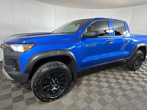 Used 2024 Chevrolet Colorado Trail Boss w/ Advanced Trailering Package AWD/4WD image 7