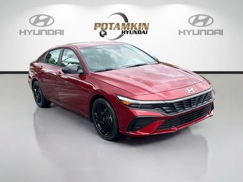 Certified 2026 Hyundai Elantra Sport FWD image 3