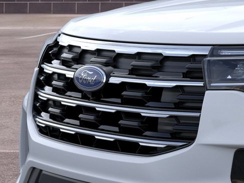 Used 2026 Ford Explorer Active w/ Active Comfort Package AWD/4WD image 40