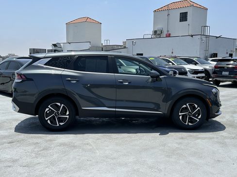 Certified 2023 Kia Sportage LX FWD image 9