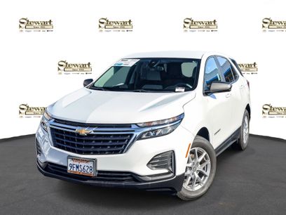 Used 2022 Chevrolet Equinox LS w/ LS Convenience Package