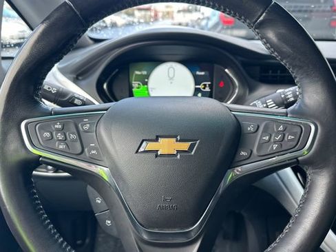 Used 2017 Chevrolet Bolt Premier w/ Driver Confidence II Package image 26