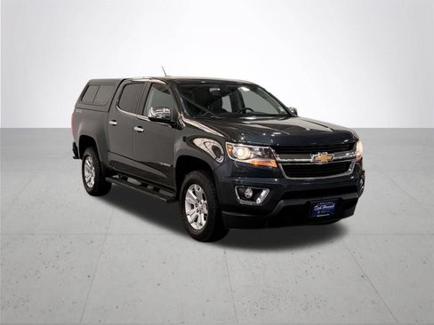 Used 2017 Chevrolet Colorado LT w/ Luxury Package, Chrome AWD/4WD image 8