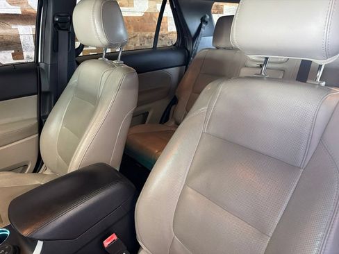 Used 2013 Ford Explorer Limited AWD/4WD image 9