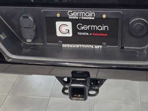 Used 2024 Chevrolet Silverado 1500 LT Trail Boss w/ Convenience Package II image 18