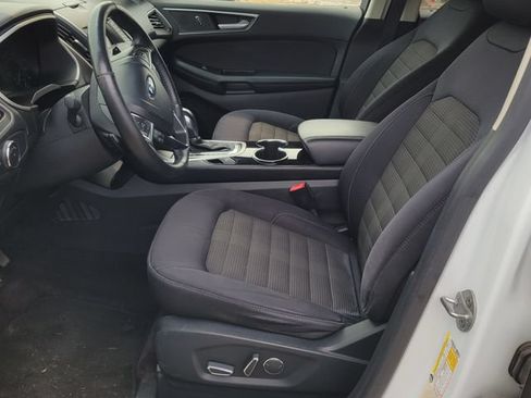 Used 2017 Ford Edge SEL AWD/4WD image 9