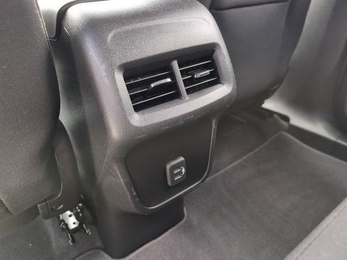 Used 2019 Chevrolet Equinox LT image 13