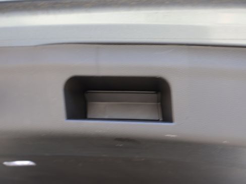 Used 2023 Buick Enclave Essence w/ Experience Buick Package image 20