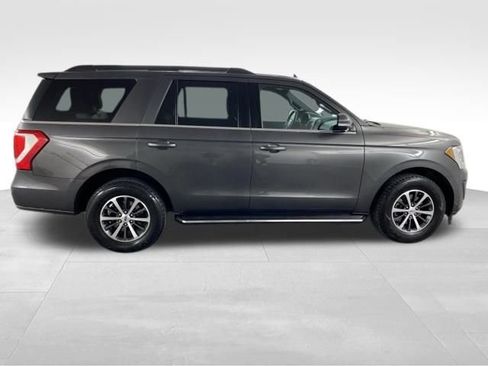 Used 2020 Ford Expedition XLT w/ Equipment Group 202A image 10