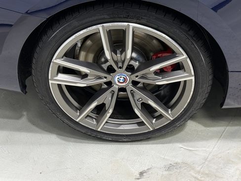 Used 2023 BMW 440i xDrive M440i xDrive w/ Premium Package image 9