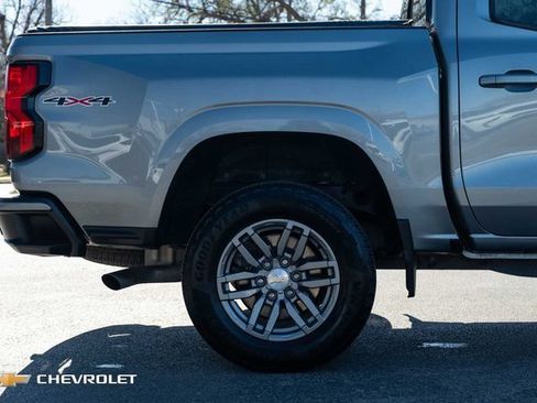 Used 2023 Chevrolet Colorado LT w/ LT Convenience Package II image 5