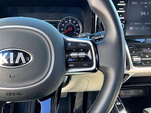 Used 2021 Kia Sorento S image 24