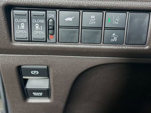 Used 2019 Honda Odyssey EX-L image 10
