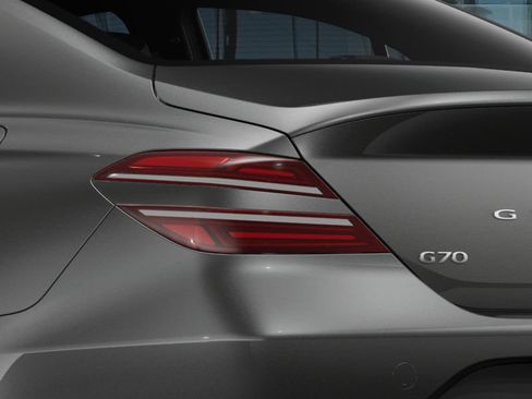 New 2026 Genesis G70 2.5T image 10