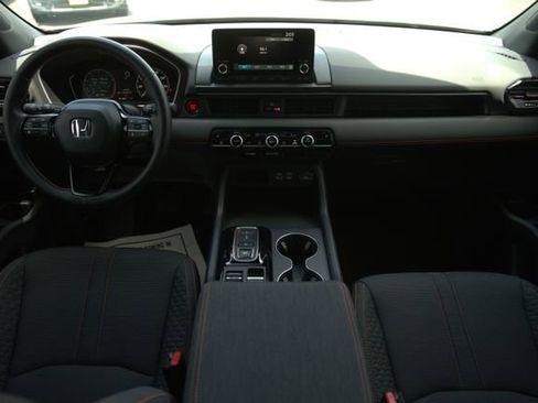 Used 2025 Honda Pilot Sport image 20