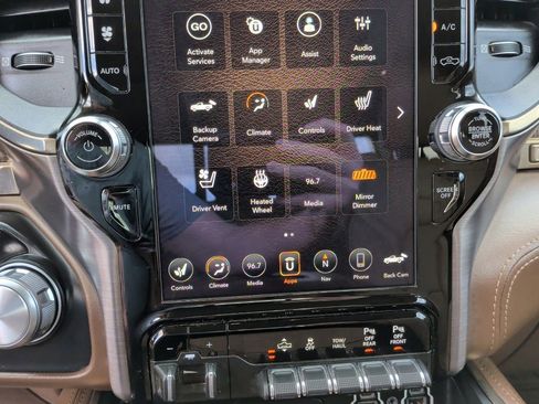 Used 2019 RAM 1500 Limited image 33