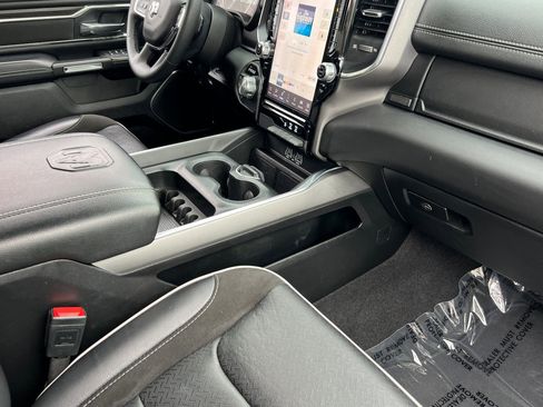 Used 2025 RAM 1500 Laramie image 14