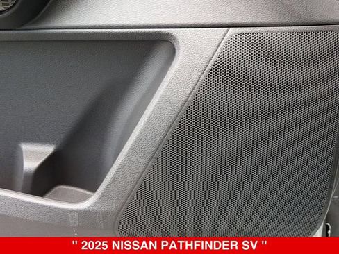 Certified 2025 Nissan Pathfinder SV AWD/4WD image 14