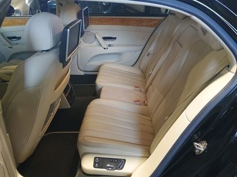 Used 2015 Bentley Flying Spur V8 image 27