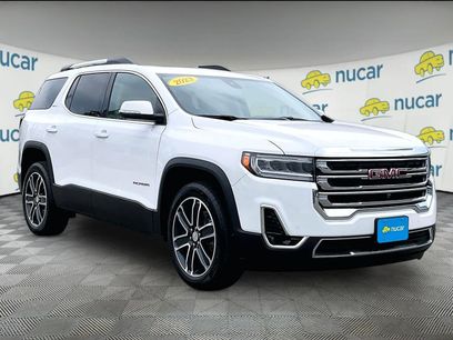 Used 2023 GMC Acadia SLT w/ Technology Package