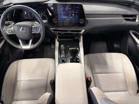 Used 2023 Lexus RX 350 Premium image 26