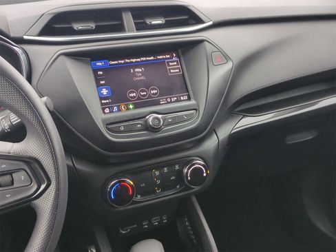 Used 2022 Chevrolet TrailBlazer LT image 26