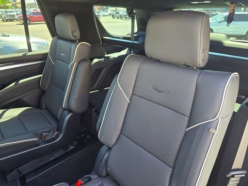 New 2026 Cadillac Escalade Luxury w/ Touring Package AWD/4WD image 18