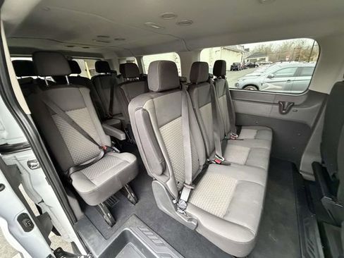 Used 2023 Ford Transit 350 XLT image 10