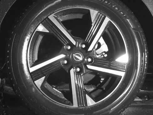 Used 2025 Nissan Sentra SV image 14