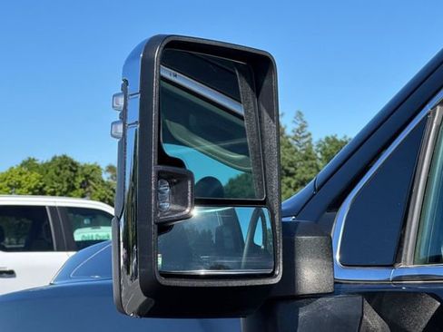 Used 2023 GMC Sierra 2500 Denali w/ Denali Ultimate Package image 56