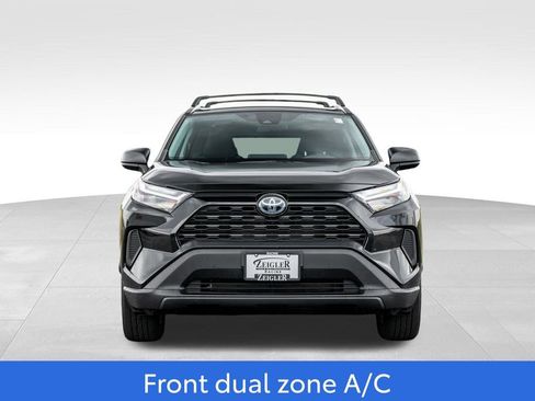 Certified 2023 Toyota RAV4 LE AWD/4WD image 2