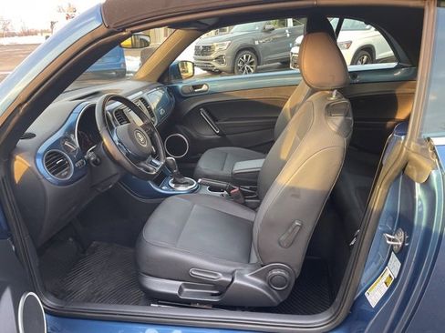 Used 2018 Volkswagen Beetle 2.0T S image 8