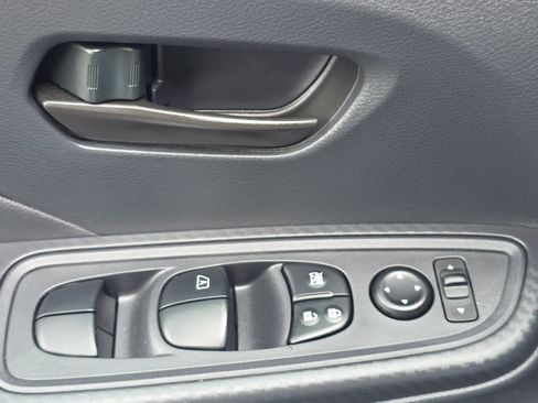 Used 2024 Nissan Versa S w/ Trunk Package FWD image 19