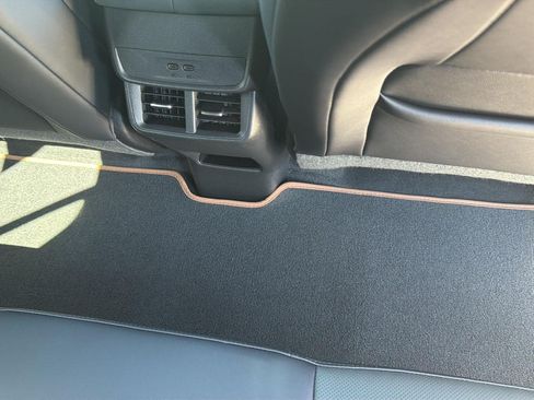 Used 2026 GMC Terrain AT4 w/ Technology Package II AWD/4WD image 32