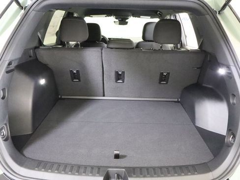 New 2026 Chevrolet Equinox LT w/ Safety and Technology Package FWD image 9