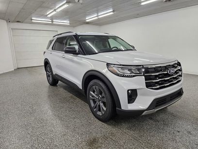 New 2026 Ford Explorer Active w/ Active Comfort Package