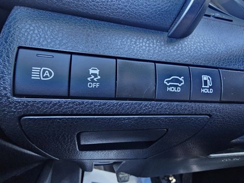 Used 2023 Toyota Camry SE image 13