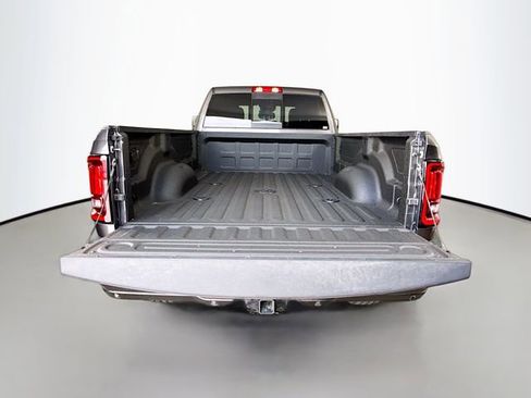 New 2026 RAM 2500 Tradesman AWD/4WD image 24