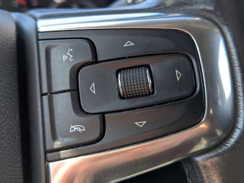 Used 2019 Chevrolet Blazer LT image 14