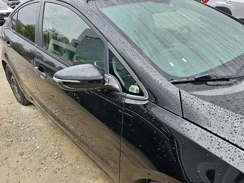 Used 2015 Kia Forte LX w/ Popular Package image 9