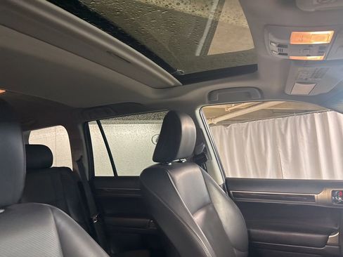 Used 2015 Lexus GX 460 image 10