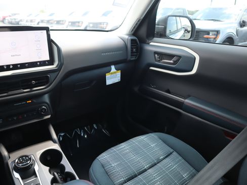 New 2025 Ford Bronco Sport Heritage w/ Convenience Package image 35
