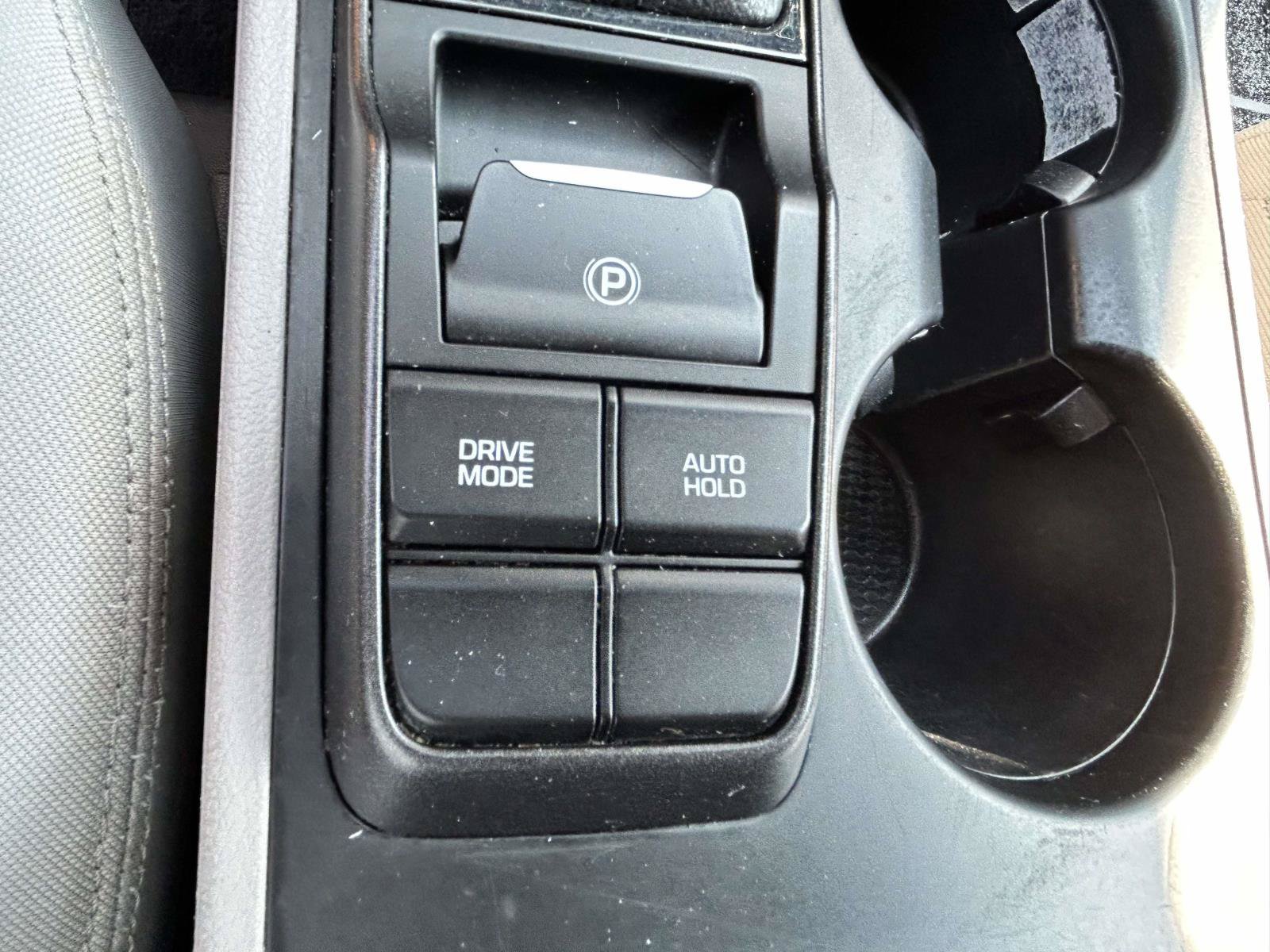 Used 2019 Hyundai Tucson SE FWD image 16