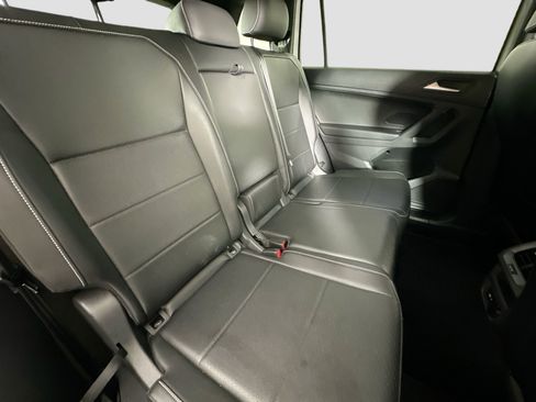 Certified 2021 Volkswagen Tiguan SE R-Line image 25