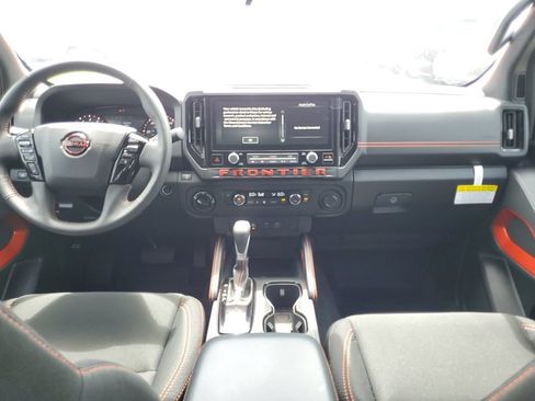 Used 2025 Nissan Frontier PRO-4X w/ Interior Protection Package AWD/4WD image 16