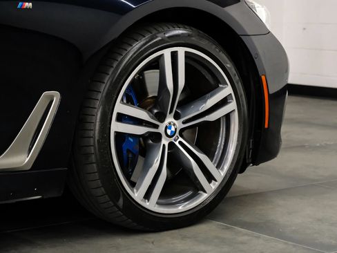 Used 2018 BMW M760i xDrive AWD/4WD image 75