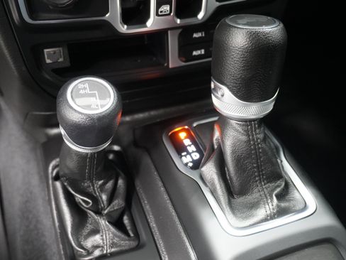 Used 2022 Jeep Wrangler Unlimited Sport AWD/4WD image 20
