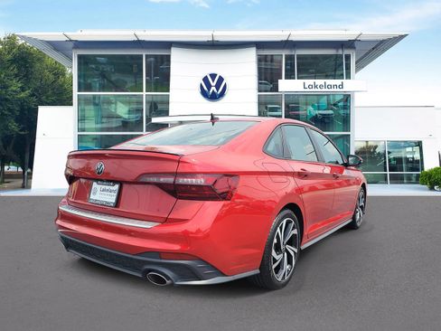 Used 2023 Volkswagen Jetta GLI Autobahn FWD image 3