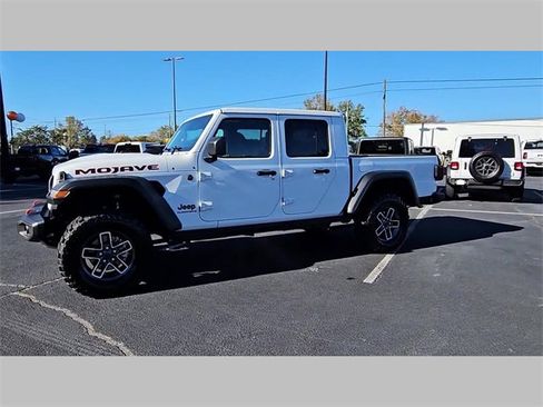 New 2026 Jeep Gladiator Mojave image 24